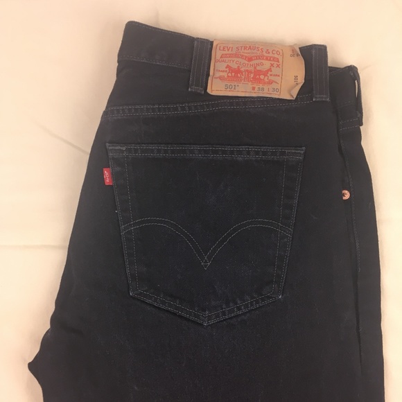 Levi’s 501 Black Denim Jeans 38x30 Button Fly - Picture 3 of 8